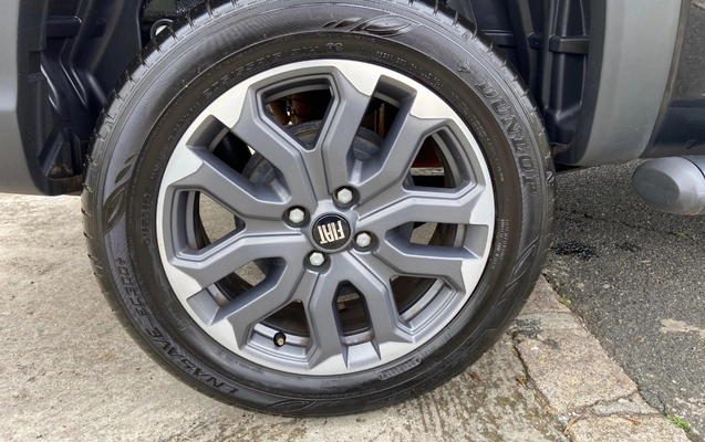 imagem-https://www.socarrao.com.br/sc-vehicle-images-prod/4264140/1790970457882-V2hhdHNBcHAgSW1hZ2UgMjAyNi0xMC0wMiBhdCAxNi4yMC4zMiAoMSkuanBlZw.jpeg