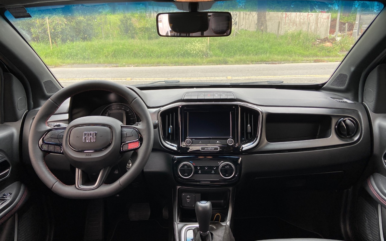 imagem-https://www.socarrao.com.br/sc-vehicle-images-prod/4264140/1790970458343-V2hhdHNBcHAgSW1hZ2UgMjAyNi0xMC0wMiBhdCAxNi4yMC4zNyAoMSkuanBlZw.jpeg