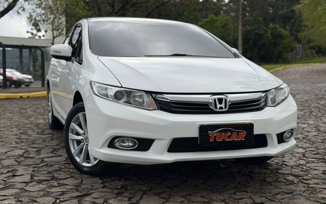 imagem-https://www.socarrao.com.br/sc-vehicle-images-prod/4264194/1790970706961-7607f8bd-9b5d-48a2-8ad8-43fc11c94a76.jpg