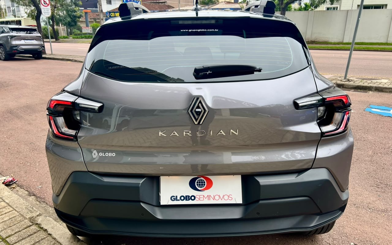 imagem-https://www.socarrao.com.br/sc-vehicle-images-prod/4264196/1790970710262-OTUyNWU1OTgtNGVjNi00ZDhjLThhNWQtM2IwZjNkMDk1NGJhLmpwZw.jpg