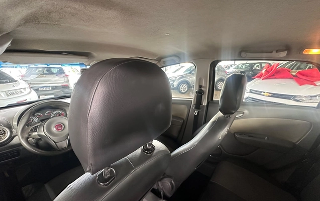 imagem-https://www.socarrao.com.br/sc-vehicle-images-prod/4264225/1790970938630-f2651783107c48ac994601ef7b6b8359_1790970874035.jpg