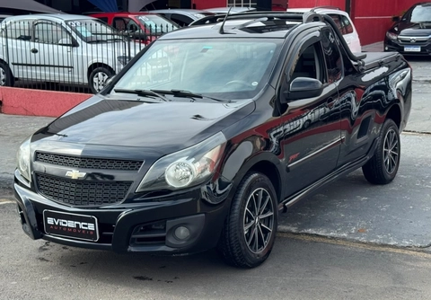 Chevrolet Montana 2012 Preto — foto 1 de 3