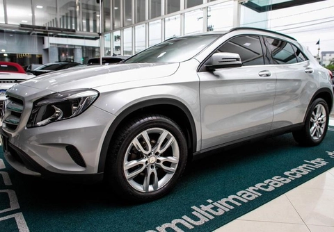 Mercedes-Benz GLA 200 2017 Prata — foto 1 de 3