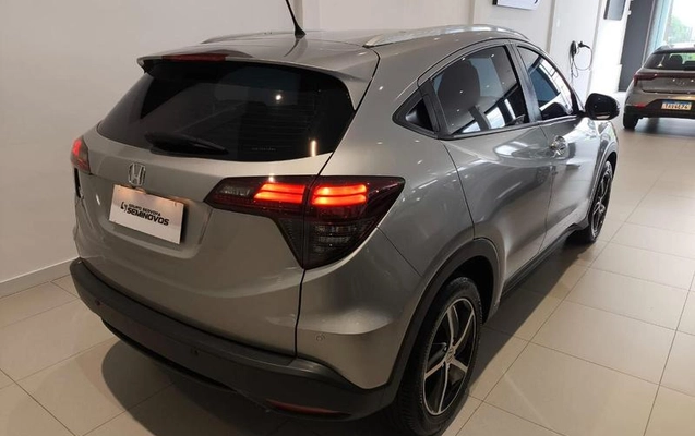 imagem-https://www.socarrao.com.br/sc-vehicle-images-prod/4264245/1791464076144-8539340_3_B_26e3887ff8.jpeg