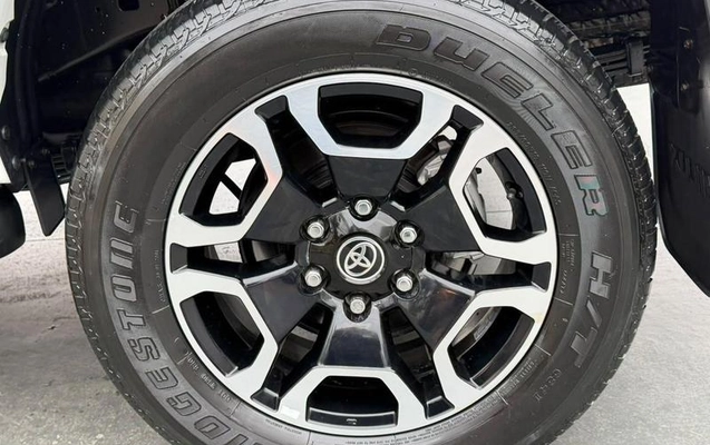 imagem-https://www.socarrao.com.br/sc-vehicle-images-prod/4264253/1790971325439-8536543_8_B_37dc5a3615.jpeg