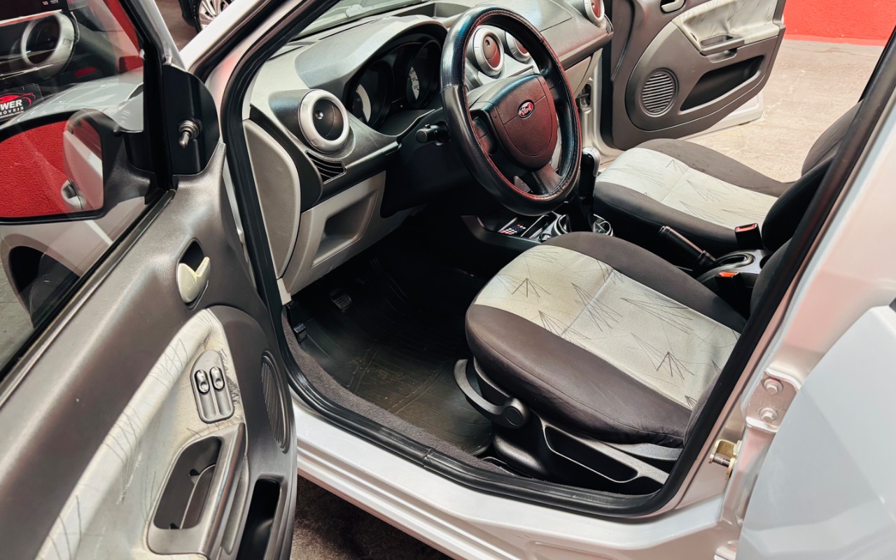 imagem-https://www.socarrao.com.br/sc-vehicle-images-prod/4264255/1790971335439-SU1HXzc1MzcuanBlZw.jpeg