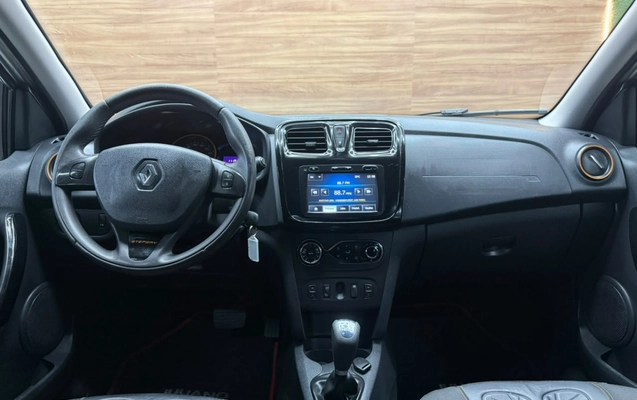 imagem-https://www.socarrao.com.br/sc-vehicle-images-prod/4264275/1790971409756-jt5Ag5UlcWUPpkR0zVE6X9fkghREUb6d.jpg