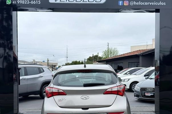 imagem-https://www.socarrao.com.br/sc-vehicle-images-prod/4264288/1791039033663-8535027_5_B_9636ae9ada.jpeg