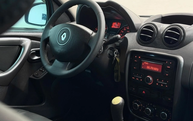 imagem-https://www.socarrao.com.br/sc-vehicle-images-prod/4264303/1790971557753-811c1ea348af460ba8b1919c68d3f1d8_1790959234311.jpg