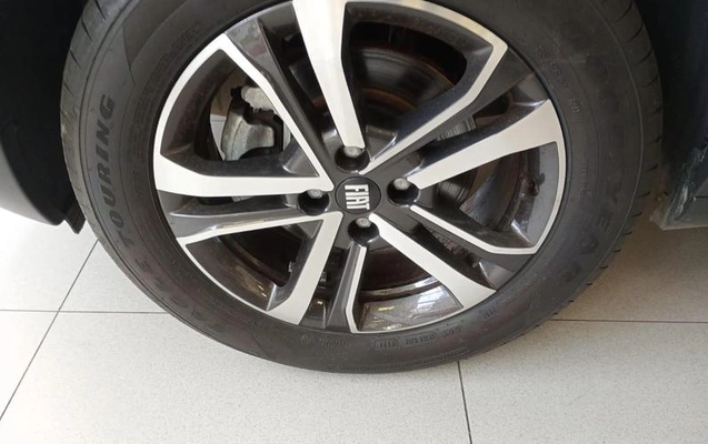 imagem-https://www.socarrao.com.br/sc-vehicle-images-prod/4264311/1791032770683-8539404_6_B_922ad39c44.jpeg