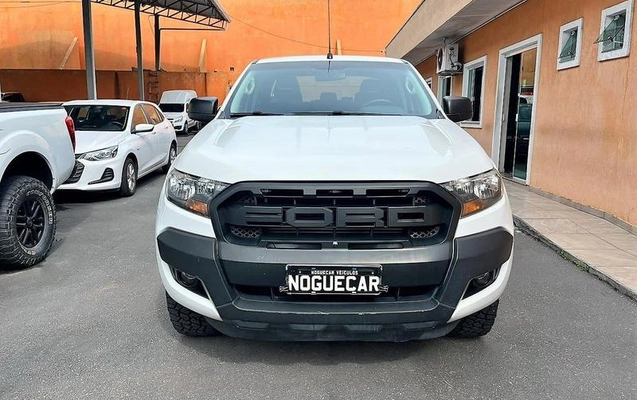 imagem-https://www.socarrao.com.br/sc-vehicle-images-prod/4264333/1790972441277-8539418_9_B_0e8c287808.jpeg