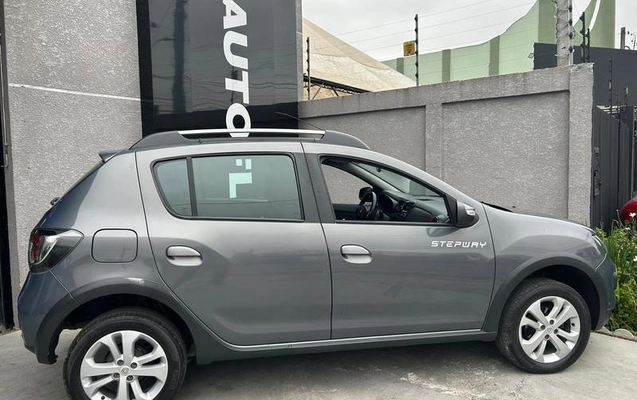 imagem-https://www.socarrao.com.br/sc-vehicle-images-prod/4264368/1790971898643-8539166_8_B_3f8d4318d4.jpeg