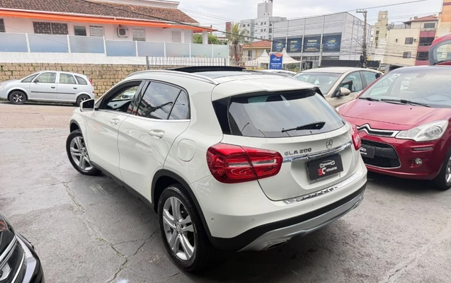 imagem-https://www.socarrao.com.br/sc-vehicle-images-prod/4264384/1790972011855-gb-b99c7b6.jpeg
