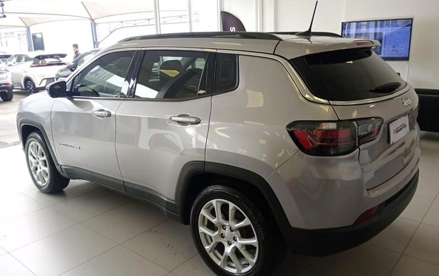 imagem-https://www.socarrao.com.br/sc-vehicle-images-prod/4264385/1791032777622-8539469_4_B_5d81d1c0f2.jpeg
