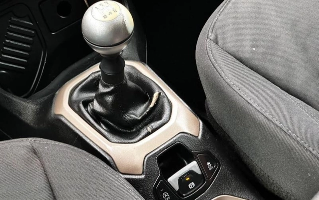 imagem-https://www.socarrao.com.br/sc-vehicle-images-prod/4264419/1790972404717-8539199_12_B_fb308b20f6.jpeg