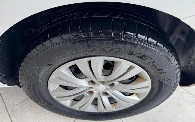 imagem-https://www.socarrao.com.br/sc-vehicle-images-prod/4264438/1790973477909-8531018_17_B_f82e4831b0.jpeg