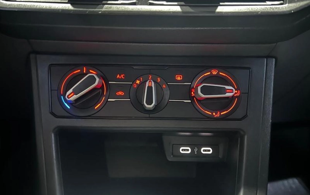imagem-https://www.socarrao.com.br/sc-vehicle-images-prod/4264448/1791288580388-8539496_12_B_b3d1c582d4.jpeg