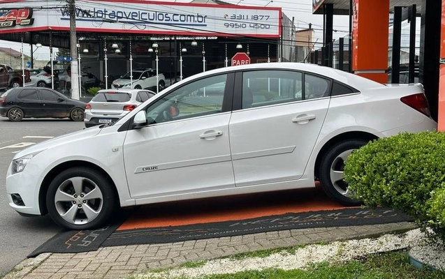 imagem-https://www.socarrao.com.br/sc-vehicle-images-prod/4264449/1790972552395-8529767_3_B_2abe15d8a3.jpeg