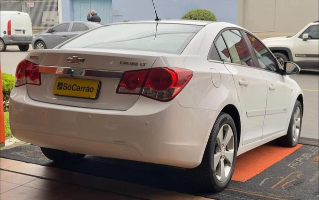 imagem-https://www.socarrao.com.br/sc-vehicle-images-prod/4264449/1790972552399-8529767_5_B_e110a3b809.jpeg