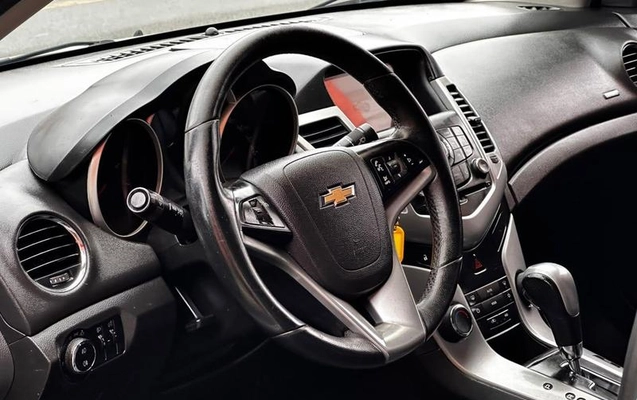 imagem-https://www.socarrao.com.br/sc-vehicle-images-prod/4264449/1790972552411-8529767_16_B_cce5ee3925.jpeg