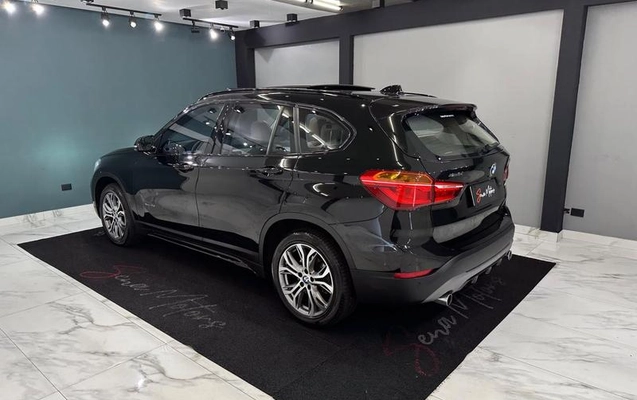 imagem-https://www.socarrao.com.br/sc-vehicle-images-prod/4264482/1790972930200-8536060_5_B_d97be73348.jpeg