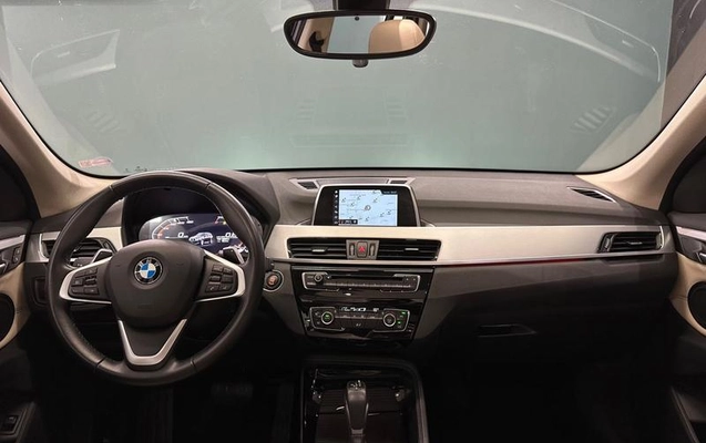 imagem-https://www.socarrao.com.br/sc-vehicle-images-prod/4264482/1790972930203-8536060_13_B_6201a226dd.jpeg