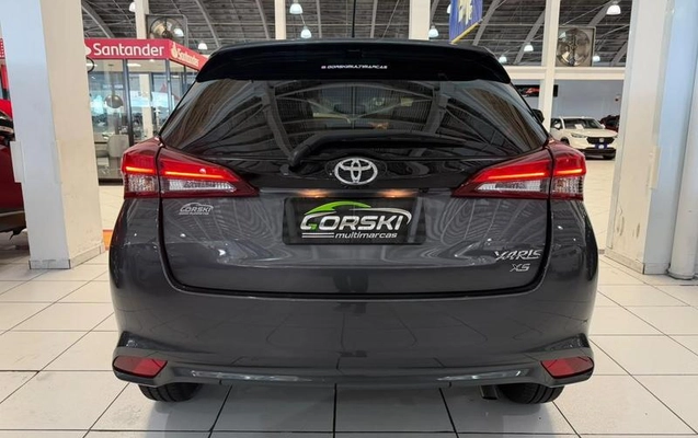 imagem-https://www.socarrao.com.br/sc-vehicle-images-prod/4264501/1791556478115-8536551_11_B_dd42e3f0b2.jpeg