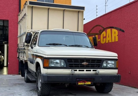 Chevrolet D-20 1986 Bege — foto 1 de 3