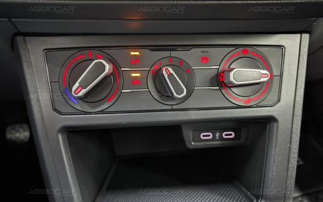 imagem-https://www.socarrao.com.br/sc-vehicle-images-prod/4264581/1791043894421-8486978_11_B_f790339a65.jpeg