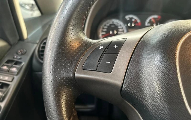 imagem-https://www.socarrao.com.br/sc-vehicle-images-prod/4264626/1790973232015-8526621_7_B_240f60cef5.jpeg