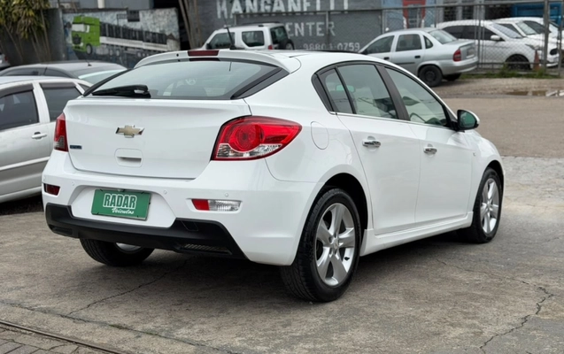 imagem-https://www.socarrao.com.br/sc-vehicle-images-prod/4264647/1790973279457-yLLI85G6jXq9QoZ9zNwZwbqn42DL6t9W.jpg