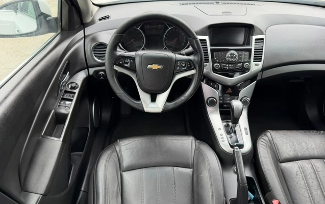 imagem-https://www.socarrao.com.br/sc-vehicle-images-prod/4264647/1790973279465-yR4oiEiVsBimTJbpIDGvbxIqAkBlKKuk.jpg