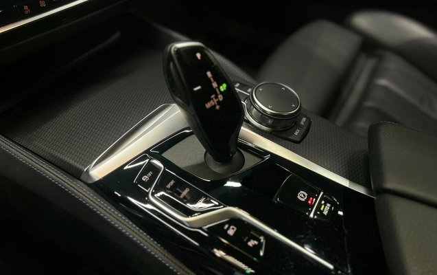 imagem-https://www.socarrao.com.br/sc-vehicle-images-prod/4264672/1790973327337-731739878