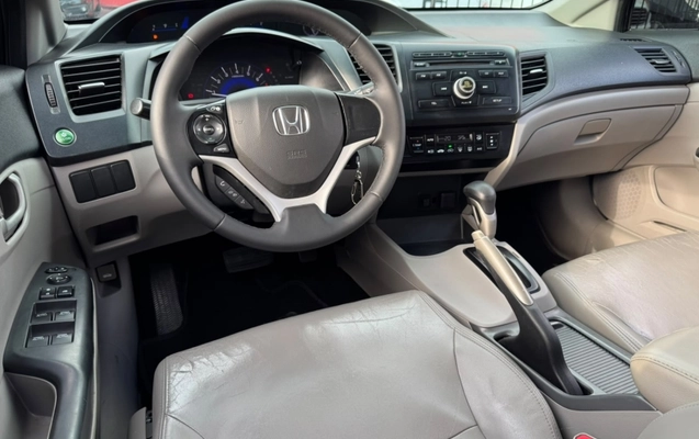 imagem-https://www.socarrao.com.br/sc-vehicle-images-prod/4264702/1790973494725-uG3KGggNqx3PvHDrDDICXjL7ZvdD3fXo.jpg