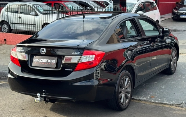imagem-https://www.socarrao.com.br/sc-vehicle-images-prod/4264702/1792069481494-EBgjMUlm1MVS1RIHndEJdmPQxIK5Wzvk.jpg