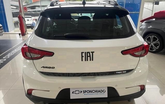 imagem-https://www.socarrao.com.br/sc-vehicle-images-prod/4264716/1791646340825-1a86141a-3aa8-41de-b836-19241680999a20260930174958.jpeg