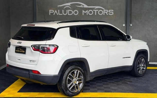 imagem-https://www.socarrao.com.br/sc-vehicle-images-prod/4264719/1790973713381-8507589_0_B_52ebc24faa.jpeg