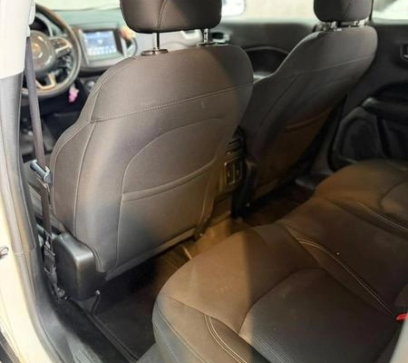 imagem-https://www.socarrao.com.br/sc-vehicle-images-prod/4264719/1790973713393-8507589_0_B_ee7241fef8.jpeg