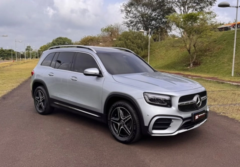 Mercedes-Benz GLB 2026 Prata — foto 1 de 3
