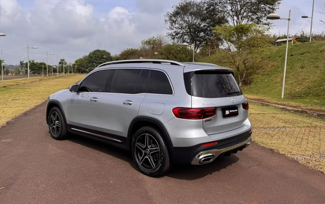 imagem-https://www.socarrao.com.br/sc-vehicle-images-prod/4264729/1790973897516-V2hhdHNBcHAgSW1hZ2UgMjAyNi0xMC0wMiBhdCAxNC40Ni41MCAoMSkuanBlZw.jpeg