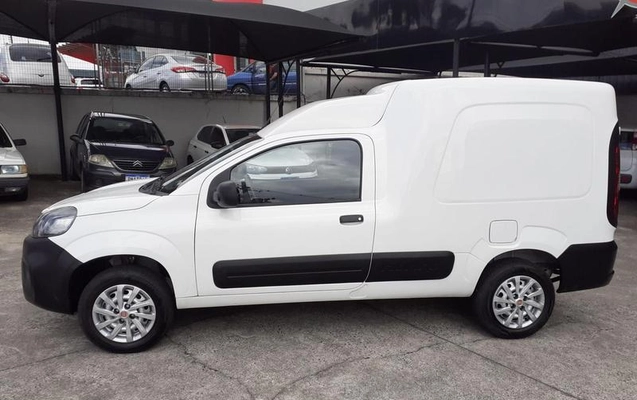 imagem-https://www.socarrao.com.br/sc-vehicle-images-prod/4264784/1791043135092-8539707_12_B_c8e8377a4e.jpeg