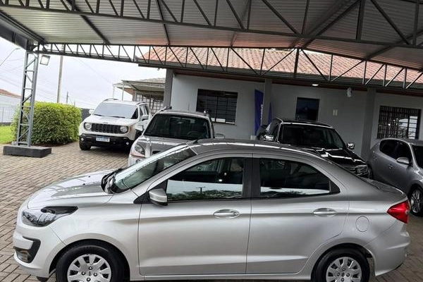 imagem-https://www.socarrao.com.br/sc-vehicle-images-prod/4264791/1790974318680-8539725_12_B_4591d146aa.jpeg