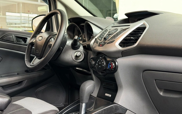 imagem-https://www.socarrao.com.br/sc-vehicle-images-prod/4264824/1790974508181-d7a306c5857f402185b3a00aec26fab3_1790974248764.jpg