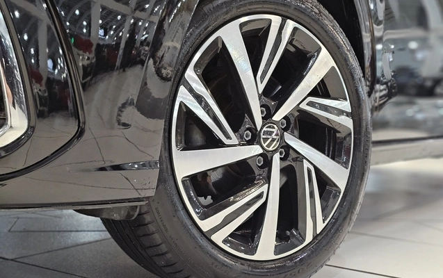 imagem-https://www.socarrao.com.br/sc-vehicle-images-prod/4264837/1790974667215-1_042413.jpg