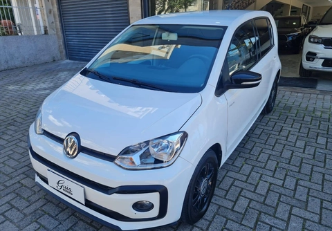 Volkswagen Up! 2018 Branco — foto 1 de 3