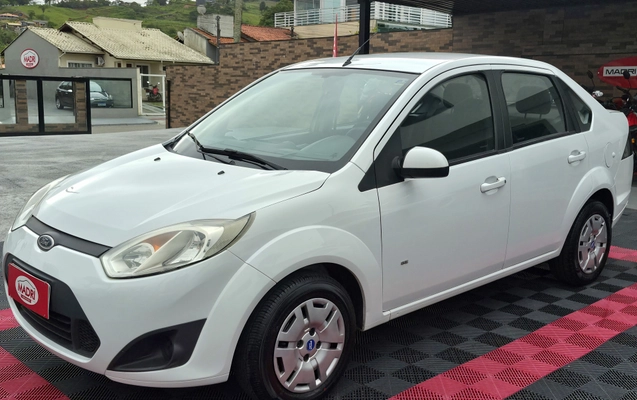 imagem-https://www.socarrao.com.br/sc-vehicle-images-prod/4264862/1790974883718-003_8bcdff5de82e5d4a7e06884d85ef25c7.jpg