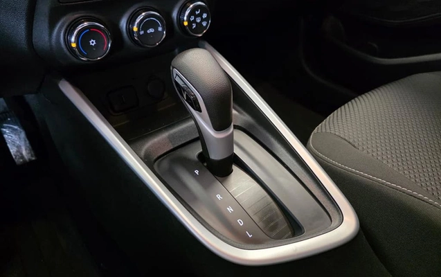 imagem-https://www.socarrao.com.br/sc-vehicle-images-prod/4264925/1791679402463-f89d0d45-6ae6-4a8b-b19d-fe21c2a41b8620261002130826.jpeg