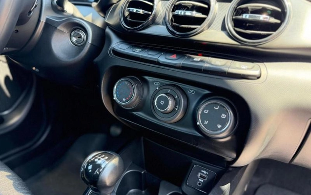 imagem-https://www.socarrao.com.br/sc-vehicle-images-prod/4264959/1791381843471-8510481_6_B_4ce9cdba4c.jpeg