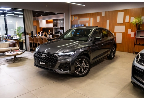 Audi Q5 2024 Cinza — foto 1 de 3
