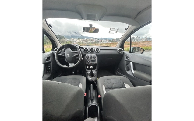 imagem-https://www.socarrao.com.br/sc-vehicle-images-prod/4265021/1790975760332-4_031618.jpg